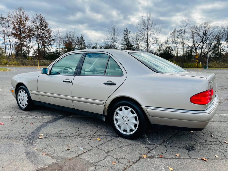 Used Mercedes-Benz E-Class 4dr Sdn 3.2L AWD 1999 | Supreme Automotive. New Britain, Connecticut Used Mercedes-Benz E-Class 4dr Sdn 3.2L AWD 1999 | Supreme Automotive. New Britain, Connecticut