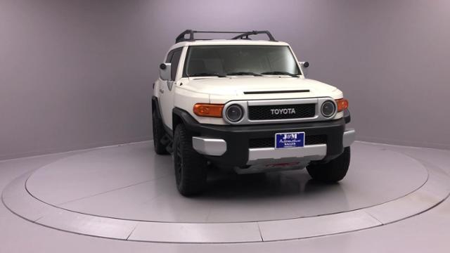 Used Toyota Fj Cruiser 4WD 4dr Auto 2011 | J&M Automotive Sls&Svc LLC. Naugatuck, Connecticut Used Toyota Fj Cruiser 4WD 4dr Auto 2011 | J&M Automotive Sls&Svc LLC. Naugatuck, Connecticut