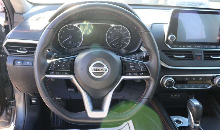 Used Nissan Altima 2.5 SR Sedan 2021 | Inman Motors Sales. Medford, Massachusetts Used Nissan Altima 2.5 SR Sedan 2021 | Inman Motors Sales. Medford, Massachusetts