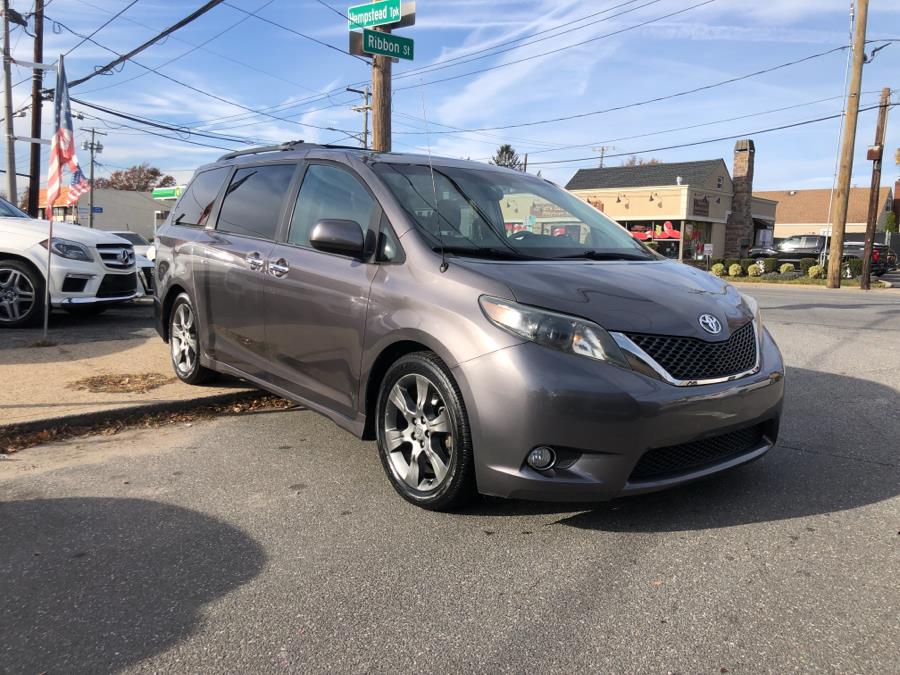 Used Toyota Sienna 5dr 8-Pass Van V6 SE FWD (Natl) 2013 | Signature Auto Sales. Franklin Square, New York Used Toyota Sienna 5dr 8-Pass Van V6 SE FWD (Natl) 2013 | Signature Auto Sales. Franklin Square, New York