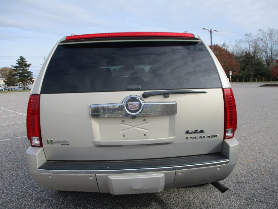 2009 Cadillac Escalade Hybrid 4WD 4dr, available for sale in Massapequa, New York | South Shore Auto Brokers & Sales. Massapequa, New York 2009 Cadillac Escalade Hybrid 4WD 4dr, available for sale in Massapequa, New York | South Shore Auto Brokers & Sales. Massapequa, New York