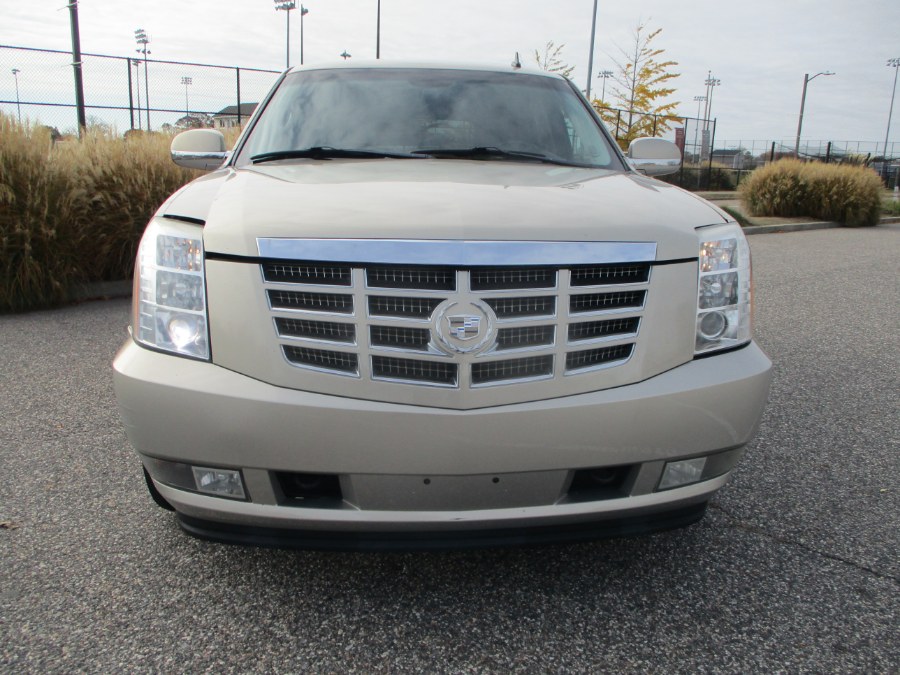 2009 Cadillac Escalade Hybrid 4WD 4dr, available for sale in Massapequa, New York | South Shore Auto Brokers & Sales. Massapequa, New York 2009 Cadillac Escalade Hybrid 4WD 4dr, available for sale in Massapequa, New York | South Shore Auto Brokers & Sales. Massapequa, New York