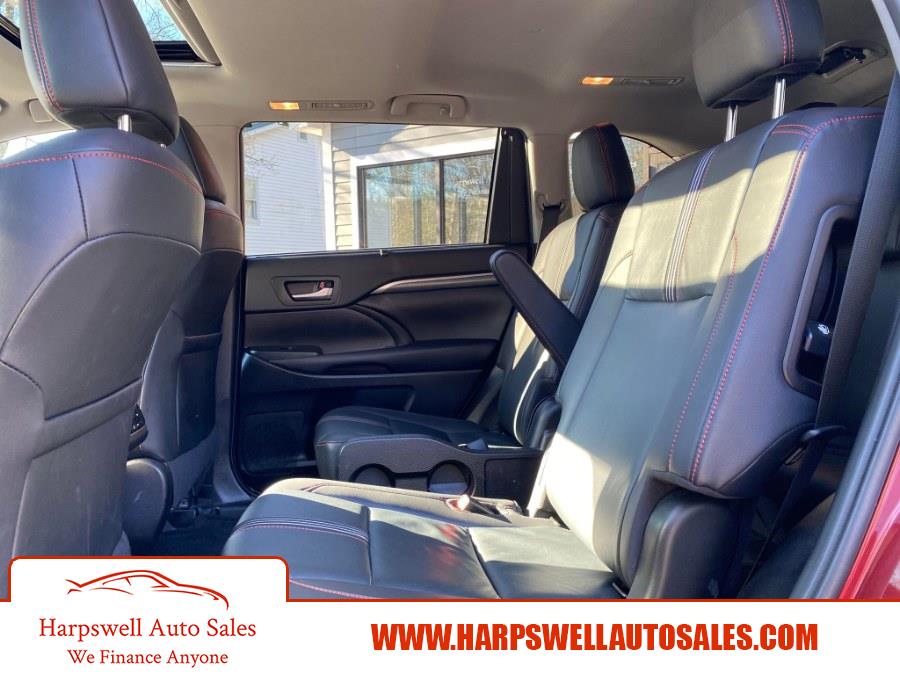 Used Toyota Highlander SE V6 FWD (Natl) 2019 | Harpswell Auto Sales Inc. Harpswell, Maine Used Toyota Highlander SE V6 FWD (Natl) 2019 | Harpswell Auto Sales Inc. Harpswell, Maine
