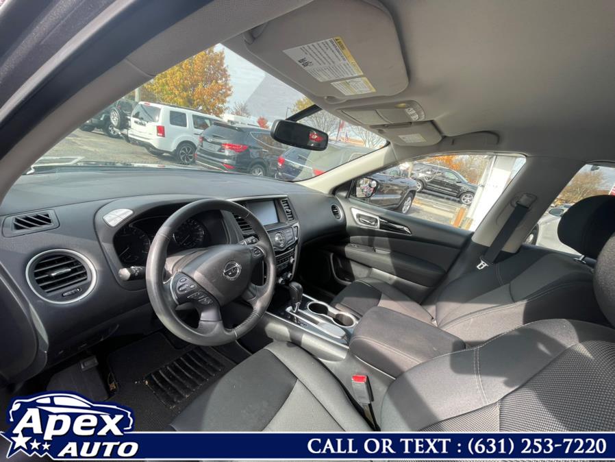 2017 Nissan Pathfinder FWD SV, available for sale in Selden, New York | Apex Auto. Selden, New York 2017 Nissan Pathfinder FWD SV, available for sale in Selden, New York | Apex Auto. Selden, New York