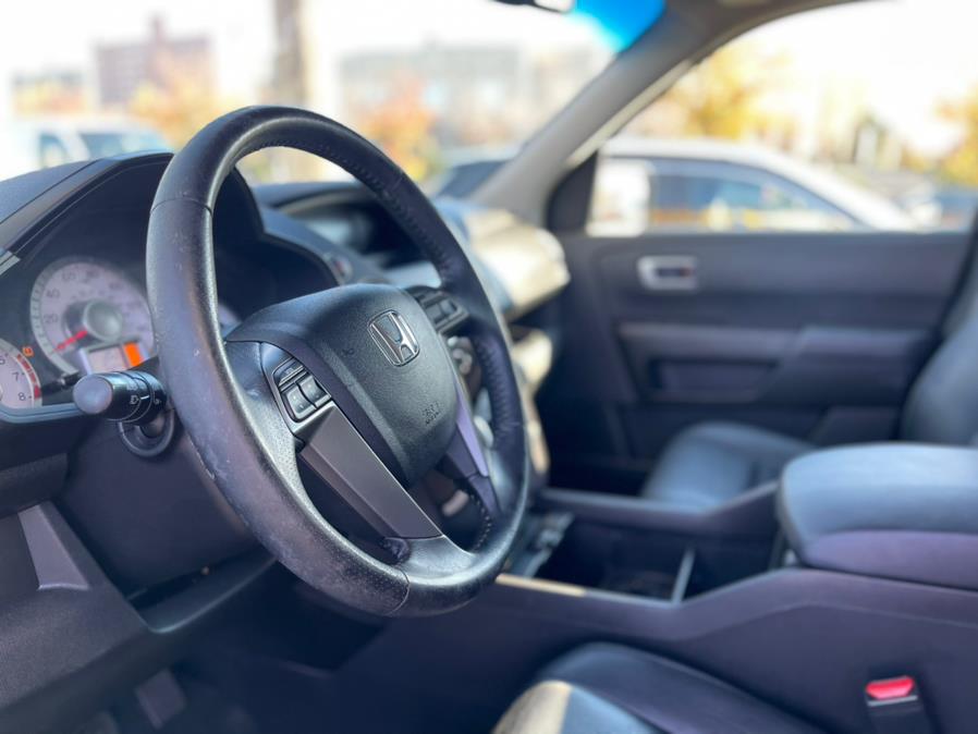 Used Honda Pilot 4WD 4dr EX-L 2011 | NYC Automart Inc. Brooklyn, New York Used Honda Pilot 4WD 4dr EX-L 2011 | NYC Automart Inc. Brooklyn, New York