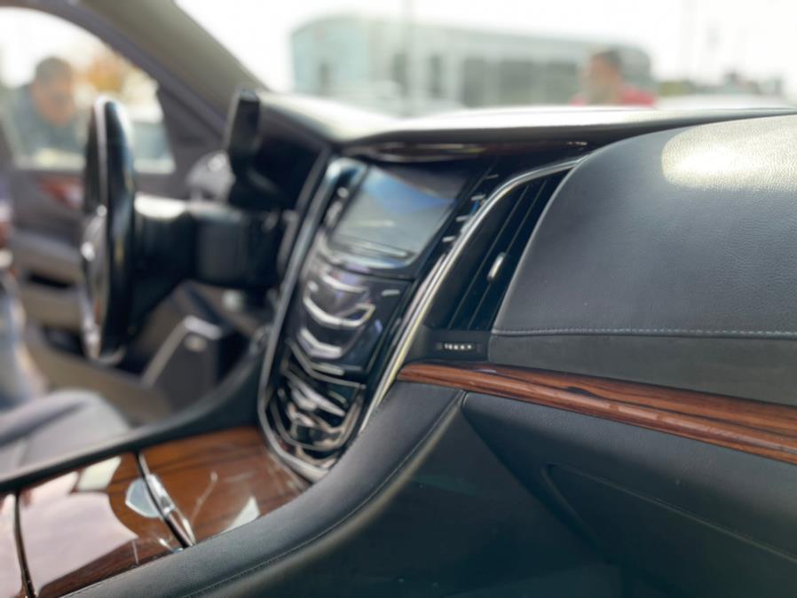 Used Cadillac Escalade 4WD 4dr Luxury 2015 | NYC Automart Inc. Brooklyn, New York Used Cadillac Escalade 4WD 4dr Luxury 2015 | NYC Automart Inc. Brooklyn, New York