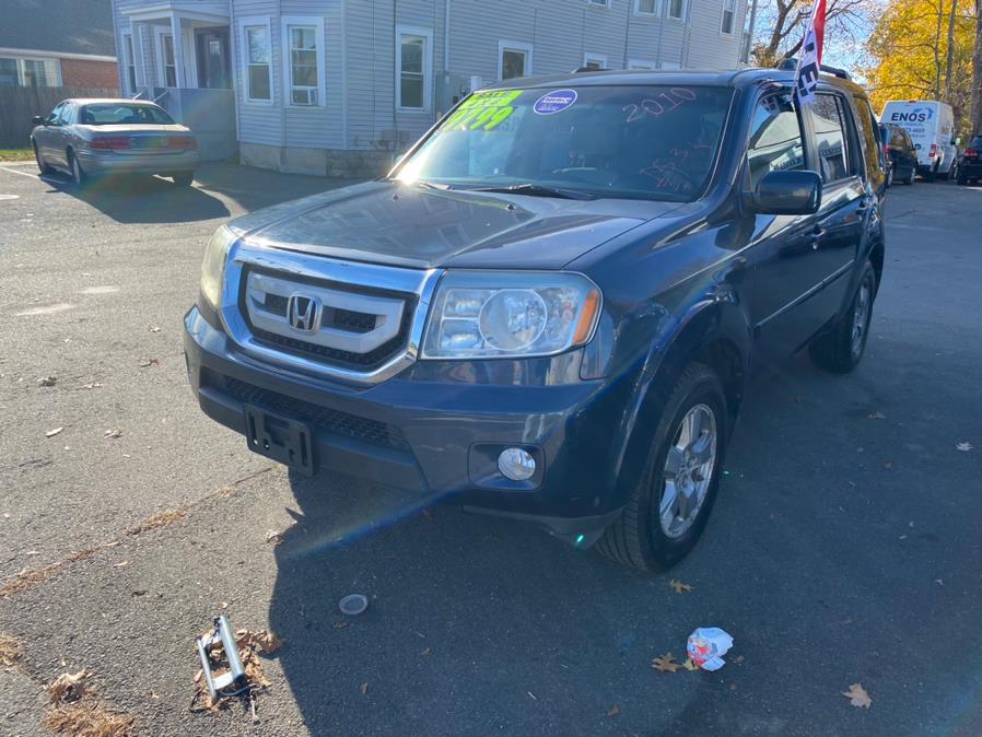 2010 Honda Pilot 4WD 4dr EX-L, available for sale in Chicopee, Massachusetts | Broadway Auto Shop Inc.. Chicopee, Massachusetts 2010 Honda Pilot 4WD 4dr EX-L, available for sale in Chicopee, Massachusetts | Broadway Auto Shop Inc.. Chicopee, Massachusetts