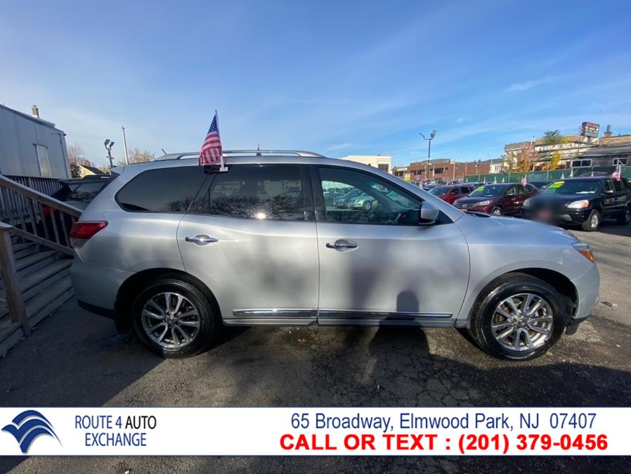 Used Nissan Pathfinder 4WD 4dr SL 2013 | Route 4 Auto Exchange. Elmwood Park, New Jersey Used Nissan Pathfinder 4WD 4dr SL 2013 | Route 4 Auto Exchange. Elmwood Park, New Jersey