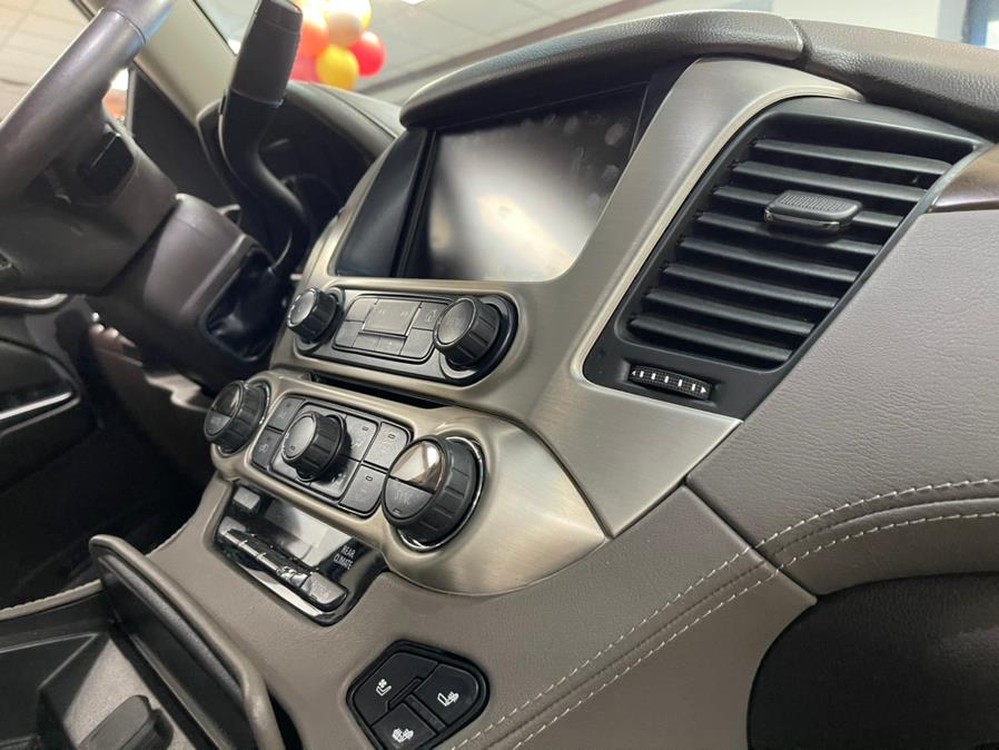 Used GMC Yukon 4WD 4dr Denali 2019 | 5 Towns Drive. Inwood, New York Used GMC Yukon 4WD 4dr Denali 2019 | 5 Towns Drive. Inwood, New York