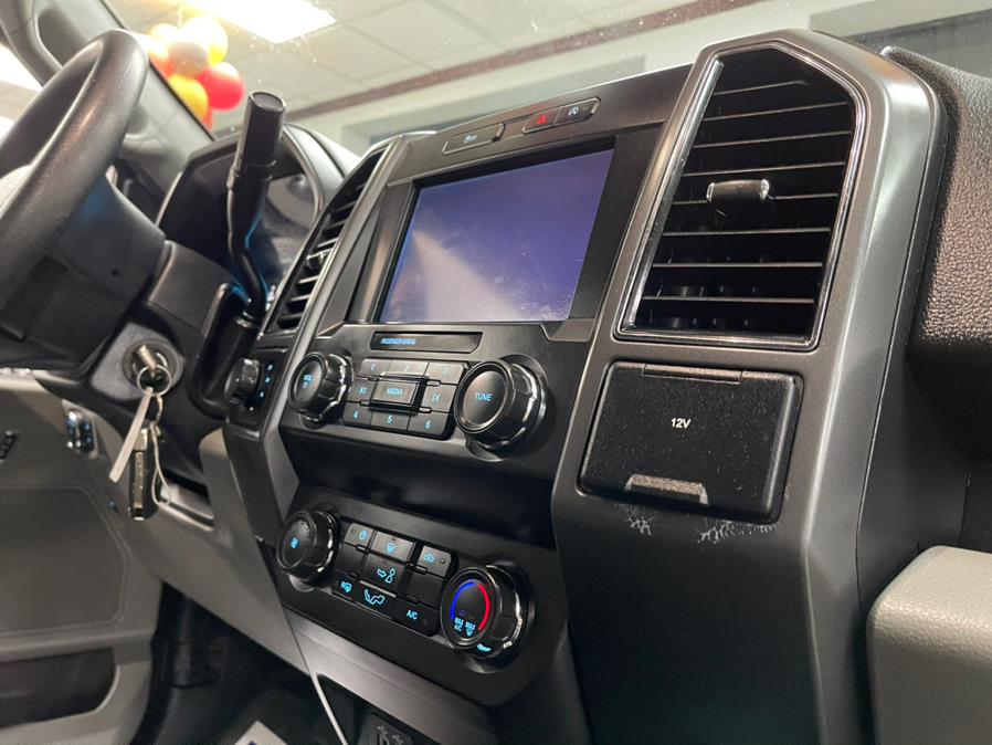 Used Ford F-150 XLT 4WD SuperCrew 5.5'' Box 2019 | 5 Towns Drive. Inwood, New York Used Ford F-150 XLT 4WD SuperCrew 5.5'' Box 2019 | 5 Towns Drive. Inwood, New York
