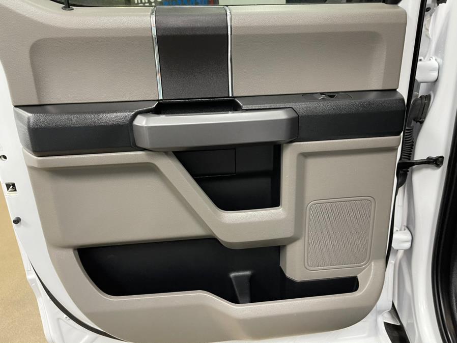 Used Ford F-150 XLT 4WD SuperCrew 5.5'' Box 2019 | 5 Towns Drive. Inwood, New York Used Ford F-150 XLT 4WD SuperCrew 5.5'' Box 2019 | 5 Towns Drive. Inwood, New York