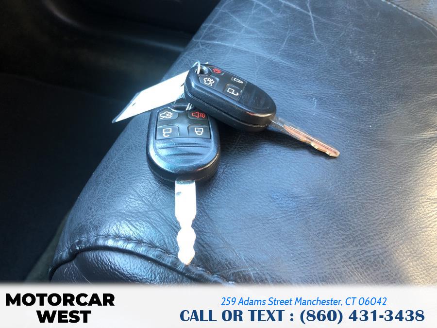 2013 Ford Explorer 4WD 4dr XLT, available for sale in Manchester, Connecticut | Motorcar West. Manchester, Connecticut 2013 Ford Explorer 4WD 4dr XLT, available for sale in Manchester, Connecticut | Motorcar West. Manchester, Connecticut