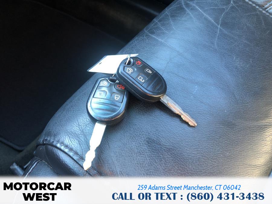 2013 Ford Explorer 4WD 4dr XLT, available for sale in Manchester, Connecticut | Motorcar West. Manchester, Connecticut 2013 Ford Explorer 4WD 4dr XLT, available for sale in Manchester, Connecticut | Motorcar West. Manchester, Connecticut