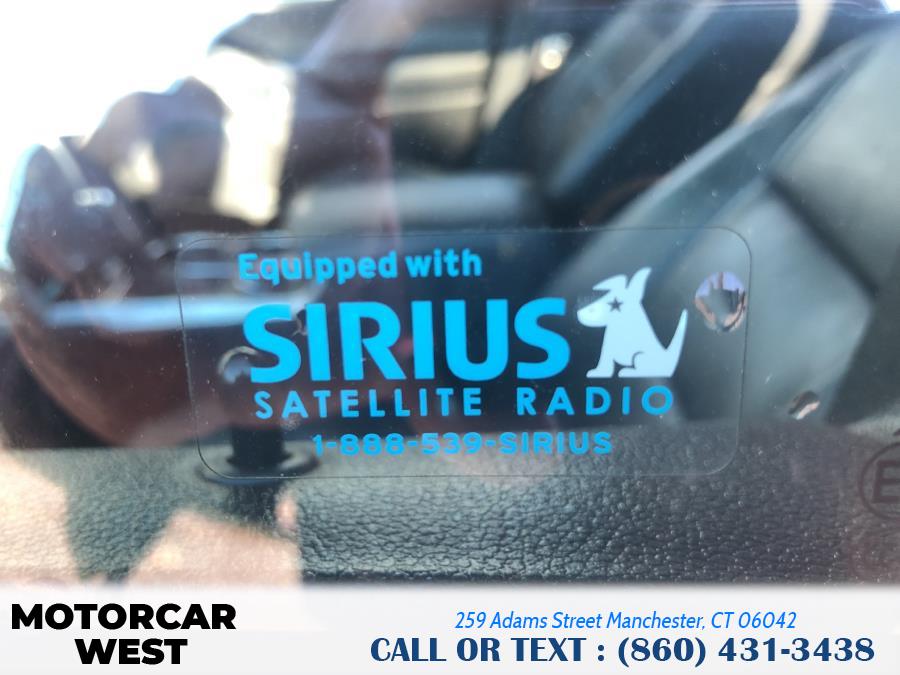 2013 Ford Explorer 4WD 4dr XLT, available for sale in Manchester, Connecticut | Motorcar West. Manchester, Connecticut 2013 Ford Explorer 4WD 4dr XLT, available for sale in Manchester, Connecticut | Motorcar West. Manchester, Connecticut