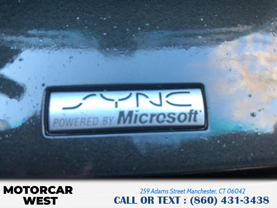 2013 Ford Explorer 4WD 4dr XLT, available for sale in Manchester, Connecticut | Motorcar West. Manchester, Connecticut 2013 Ford Explorer 4WD 4dr XLT, available for sale in Manchester, Connecticut | Motorcar West. Manchester, Connecticut