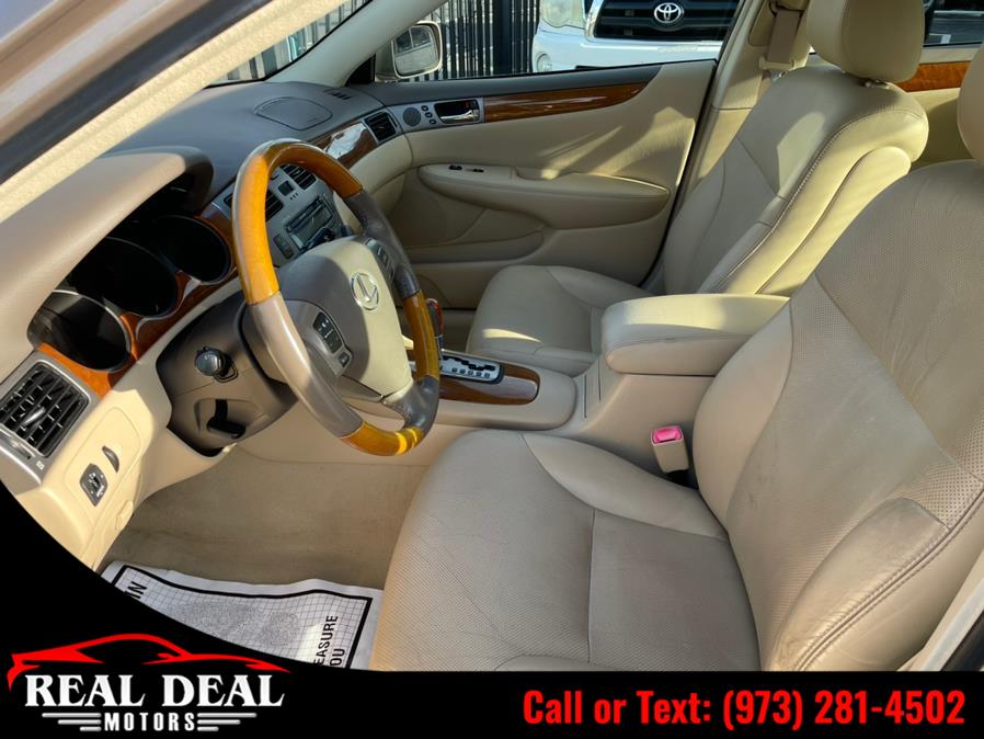 Used Lexus ES 330 4dr Sdn 2006 | Real Deal Motors. Lodi, New Jersey Used Lexus ES 330 4dr Sdn 2006 | Real Deal Motors. Lodi, New Jersey