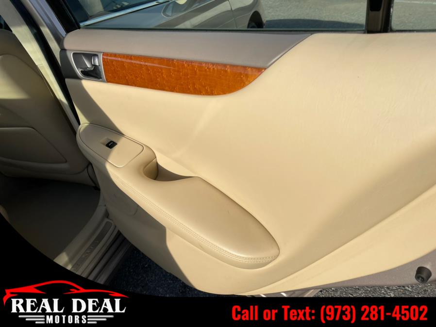 Used Lexus ES 330 4dr Sdn 2006 | Real Deal Motors. Lodi, New Jersey Used Lexus ES 330 4dr Sdn 2006 | Real Deal Motors. Lodi, New Jersey