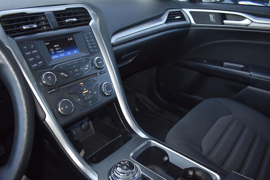 Used Ford Fusion SE 4dr Sedan 2018 | Automania. Woodside, New York Used Ford Fusion SE 4dr Sedan 2018 | Automania. Woodside, New York