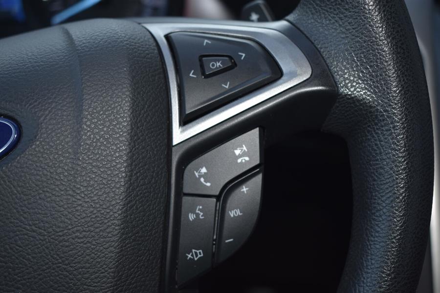 Used Ford Fusion SE 4dr Sedan 2018 | Automania. Woodside, New York Used Ford Fusion SE 4dr Sedan 2018 | Automania. Woodside, New York