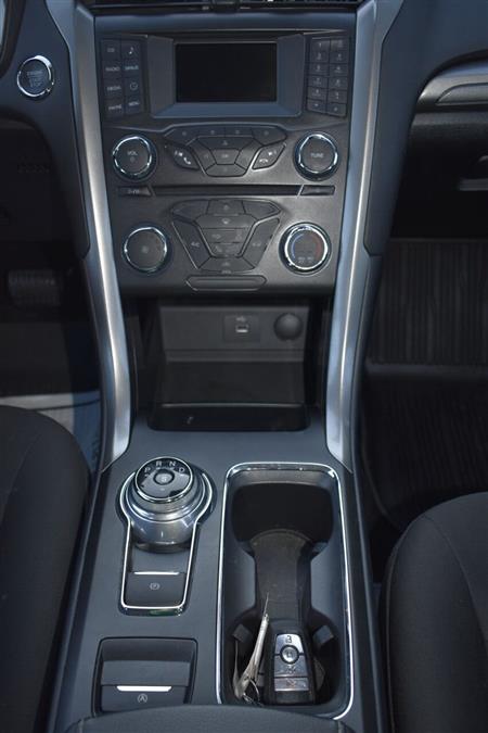 Used Ford Fusion SE 4dr Sedan 2018 | Automania. Woodside, New York Used Ford Fusion SE 4dr Sedan 2018 | Automania. Woodside, New York