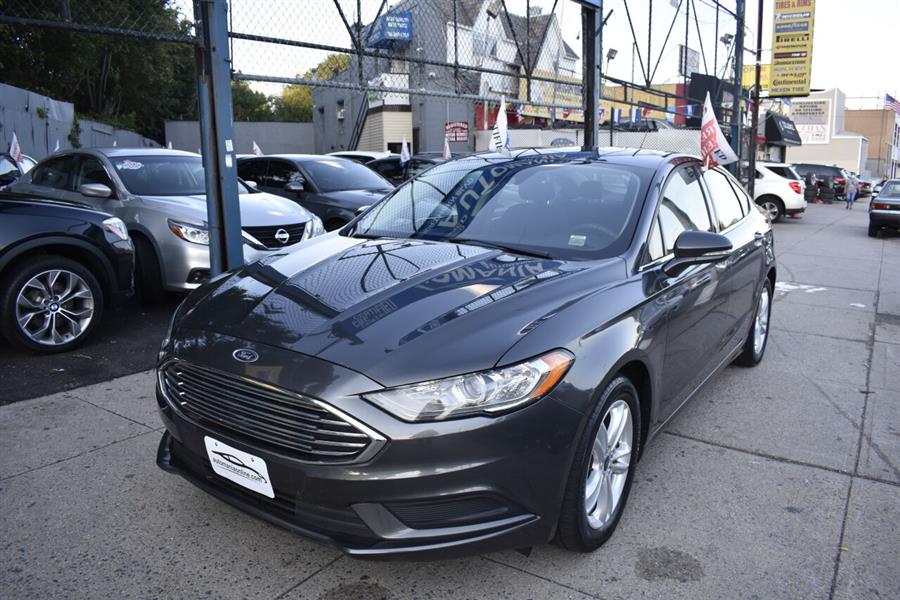 Used Ford Fusion SE 4dr Sedan 2018 | Automania. Woodside, New York Used Ford Fusion SE 4dr Sedan 2018 | Automania. Woodside, New York