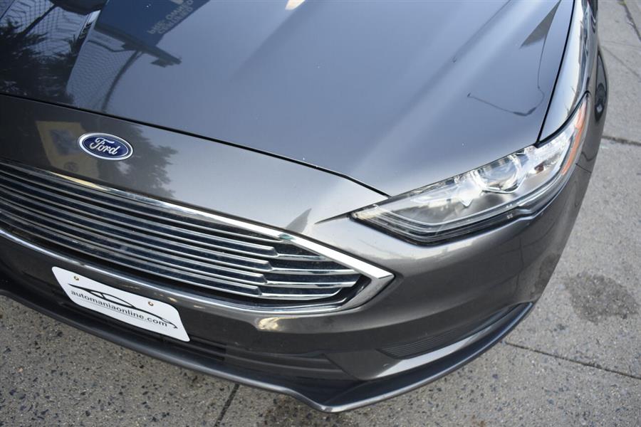 Used Ford Fusion SE 4dr Sedan 2018 | Automania. Woodside, New York Used Ford Fusion SE 4dr Sedan 2018 | Automania. Woodside, New York