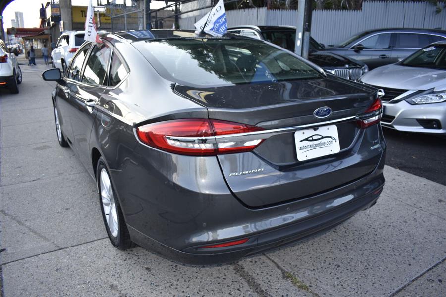 Used Ford Fusion SE 4dr Sedan 2018 | Automania. Woodside, New York Used Ford Fusion SE 4dr Sedan 2018 | Automania. Woodside, New York