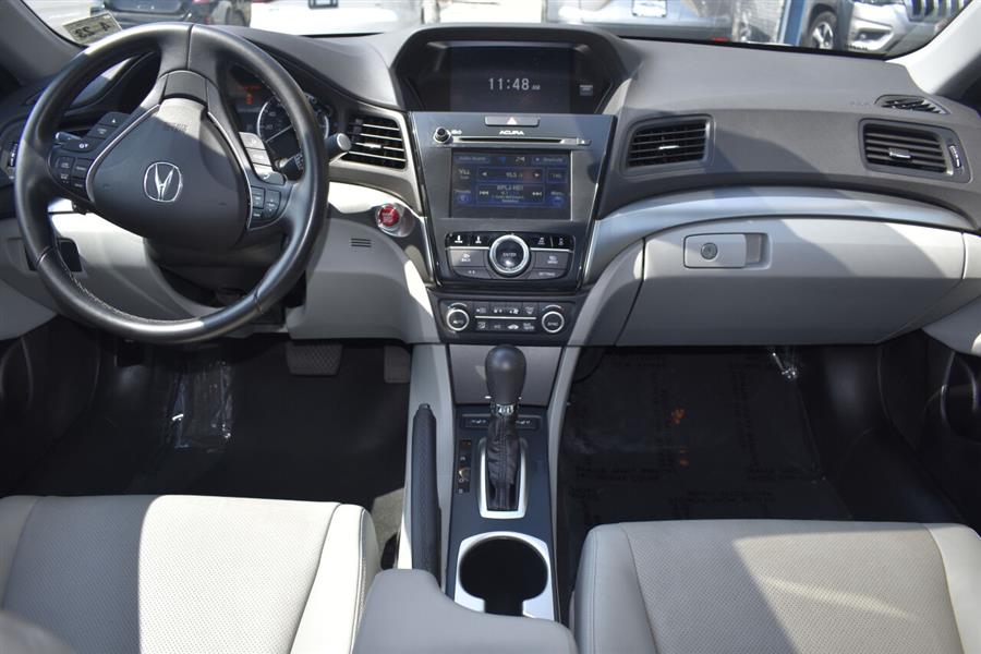 Used Acura Ilx w/Premium 4dr Sedan Package 2018 | Automania. Woodside, New York Used Acura Ilx w/Premium 4dr Sedan Package 2018 | Automania. Woodside, New York