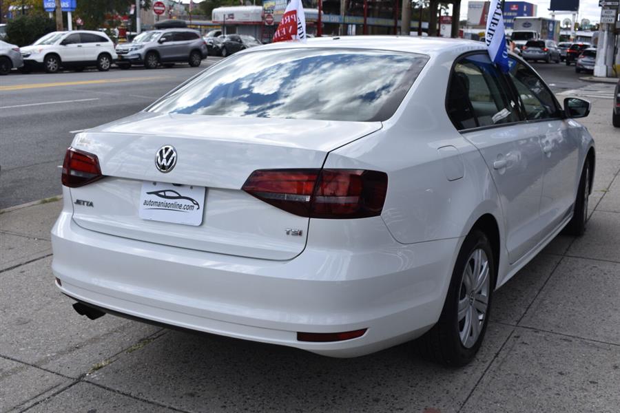Used Volkswagen Jetta 1.4T S 4dr Sedan 5M 2017 | Automania. Woodside, New York Used Volkswagen Jetta 1.4T S 4dr Sedan 5M 2017 | Automania. Woodside, New York