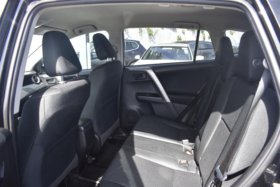 Used Toyota Rav4 LE AWD 4dr SUV 2018 | Automania. Woodside, New York Used Toyota Rav4 LE AWD 4dr SUV 2018 | Automania. Woodside, New York