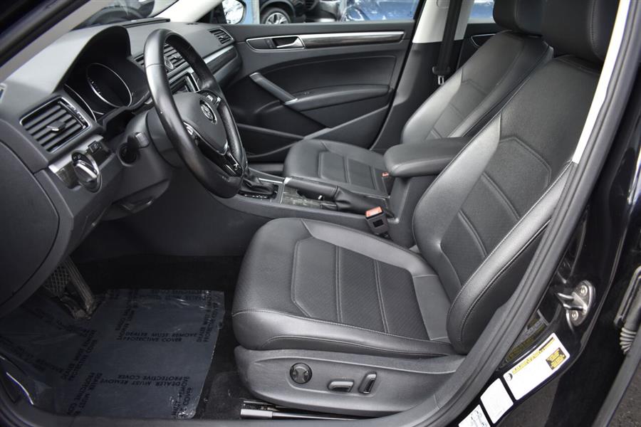 Used Volkswagen Passat 1.8T SE 4dr Sedan 2017 | Automania. Woodside, New York Used Volkswagen Passat 1.8T SE 4dr Sedan 2017 | Automania. Woodside, New York