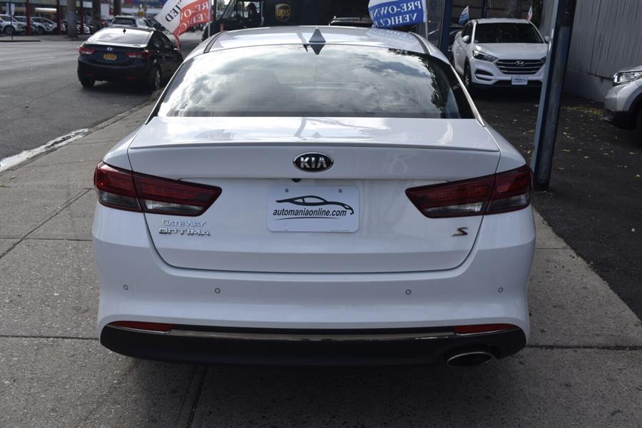 Used Kia Optima S 4dr Sedan 2018 | Automania. Woodside, New York Used Kia Optima S 4dr Sedan 2018 | Automania. Woodside, New York
