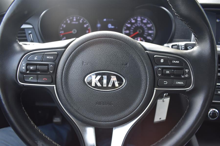 Used Kia Optima S 4dr Sedan 2018 | Automania. Woodside, New York Used Kia Optima S 4dr Sedan 2018 | Automania. Woodside, New York