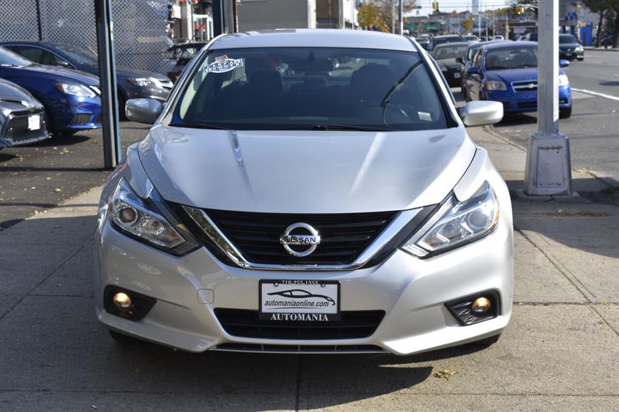 Used Nissan Altima 2.5 SV 4dr Sedan 2018 | Automania. Woodside, New York Used Nissan Altima 2.5 SV 4dr Sedan 2018 | Automania. Woodside, New York