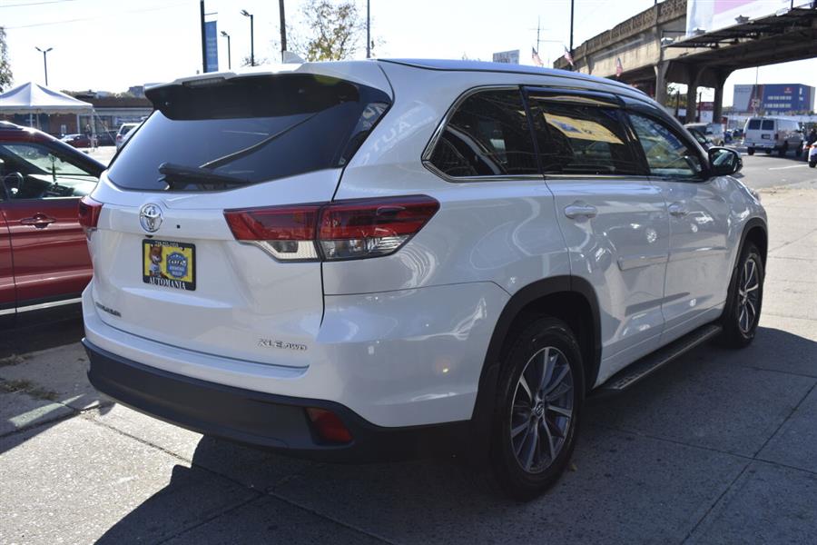 Used Toyota Highlander XLE AWD 4dr SUV 2018 | Automania. Woodside, New York Used Toyota Highlander XLE AWD 4dr SUV 2018 | Automania. Woodside, New York