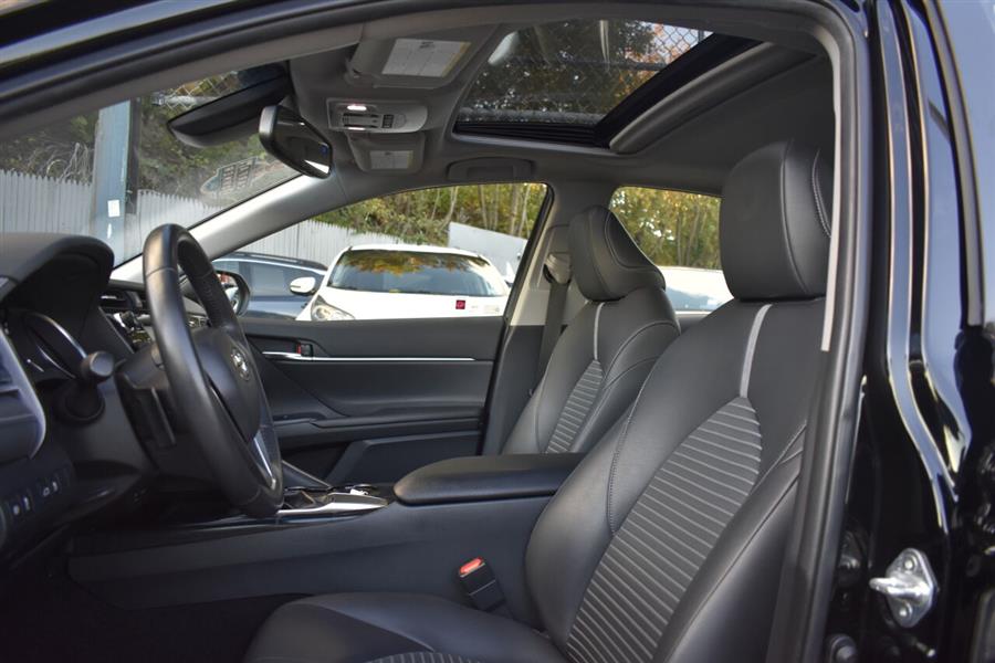 Used Toyota Camry SE 4dr Sedan 2018 | Automania. Woodside, New York Used Toyota Camry SE 4dr Sedan 2018 | Automania. Woodside, New York