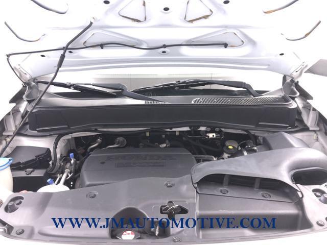 2015 Honda Pilot 4WD 4dr LX, available for sale in Naugatuck, Connecticut | J&M Automotive Sls&Svc LLC. Naugatuck, Connecticut 2015 Honda Pilot 4WD 4dr LX, available for sale in Naugatuck, Connecticut | J&M Automotive Sls&Svc LLC. Naugatuck, Connecticut