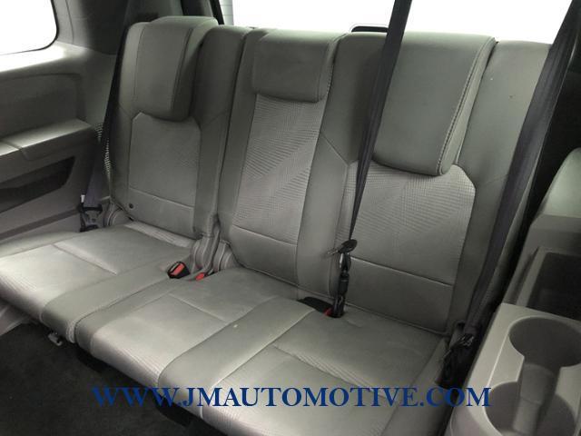 2015 Honda Pilot 4WD 4dr LX, available for sale in Naugatuck, Connecticut | J&M Automotive Sls&Svc LLC. Naugatuck, Connecticut 2015 Honda Pilot 4WD 4dr LX, available for sale in Naugatuck, Connecticut | J&M Automotive Sls&Svc LLC. Naugatuck, Connecticut