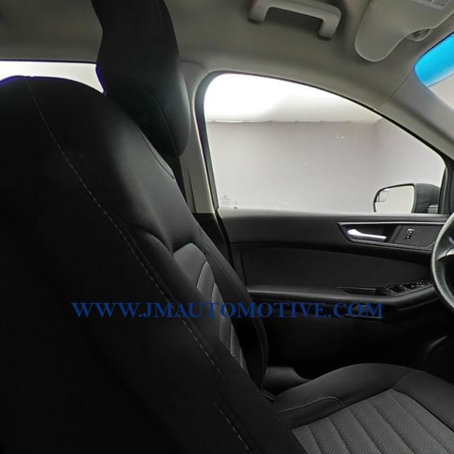 2018 Ford Edge SE AWD, available for sale in Naugatuck, Connecticut | J&M Automotive Sls&Svc LLC. Naugatuck, Connecticut 2018 Ford Edge SE AWD, available for sale in Naugatuck, Connecticut | J&M Automotive Sls&Svc LLC. Naugatuck, Connecticut