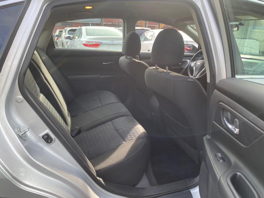Used Nissan Altima 2.5 S Sedan 2018 | Sunrise Autoland. Jamaica, New York Used Nissan Altima 2.5 S Sedan 2018 | Sunrise Autoland. Jamaica, New York