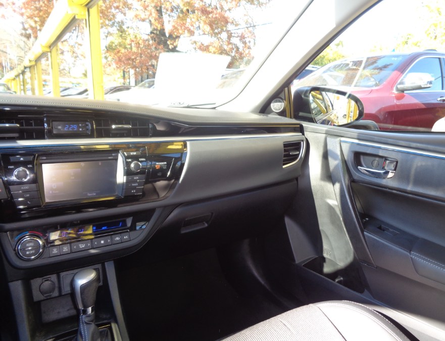 2016 Toyota Corolla 4dr Sdn CVT LE (Natl), available for sale in Rosedale, New York | Sunrise Auto Sales. Rosedale, New York 2016 Toyota Corolla 4dr Sdn CVT LE (Natl), available for sale in Rosedale, New York | Sunrise Auto Sales. Rosedale, New York