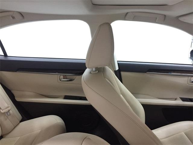 Used Lexus Es 350 2018 | Eastchester Motor Cars. Bronx, New York Used Lexus Es 350 2018 | Eastchester Motor Cars. Bronx, New York