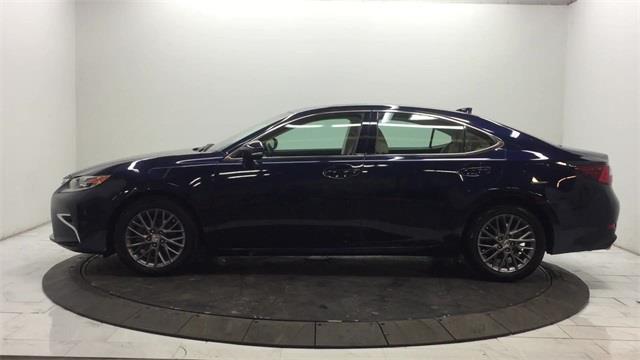 Used Lexus Es 350 2018 | Eastchester Motor Cars. Bronx, New York Used Lexus Es 350 2018 | Eastchester Motor Cars. Bronx, New York
