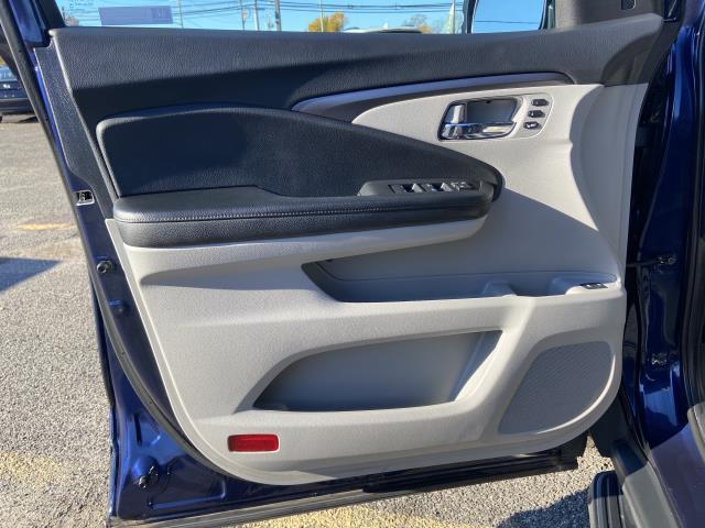 Used Honda Pilot EX-L 2019 | Baron Supercenter. Patchogue, New York Used Honda Pilot EX-L 2019 | Baron Supercenter. Patchogue, New York