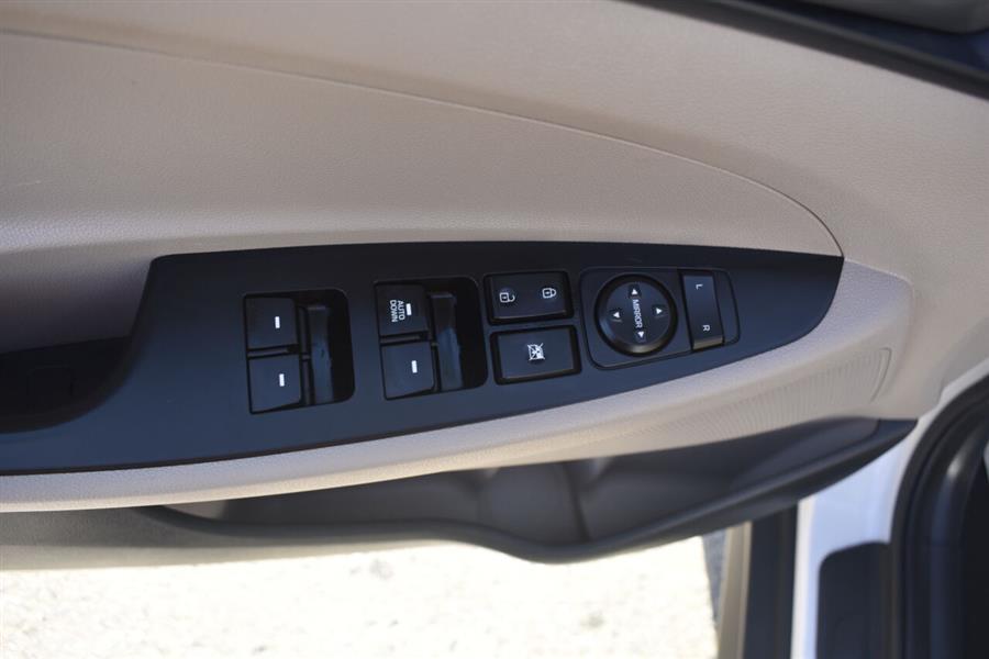 Used Hyundai Tucson SE AWD 4dr SUV 2018 | Automania. Woodside, New York Used Hyundai Tucson SE AWD 4dr SUV 2018 | Automania. Woodside, New York