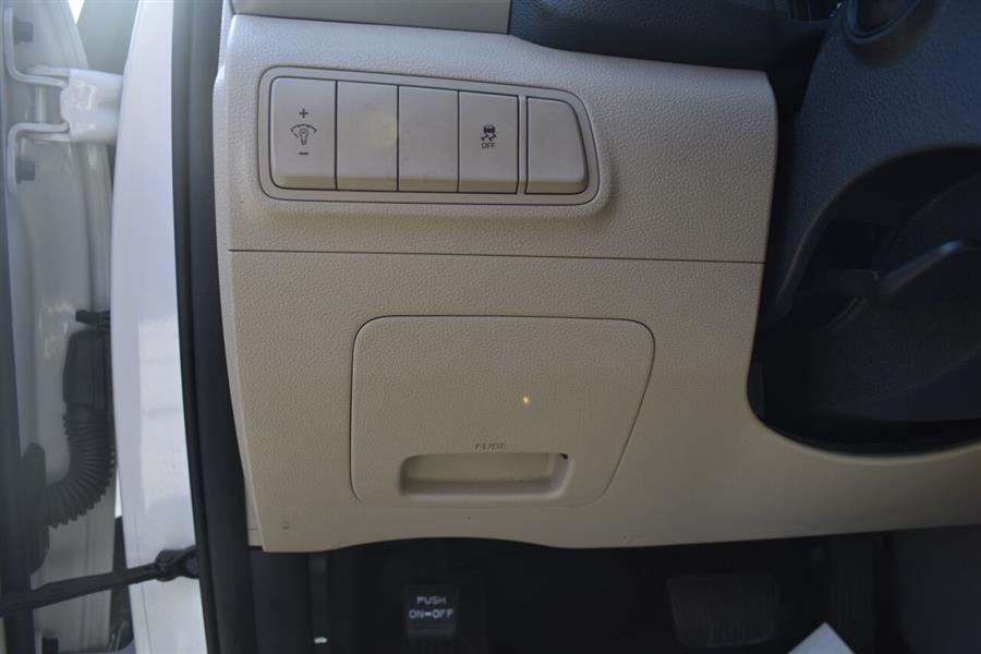 Used Hyundai Tucson SE AWD 4dr SUV 2018 | Automania. Woodside, New York Used Hyundai Tucson SE AWD 4dr SUV 2018 | Automania. Woodside, New York