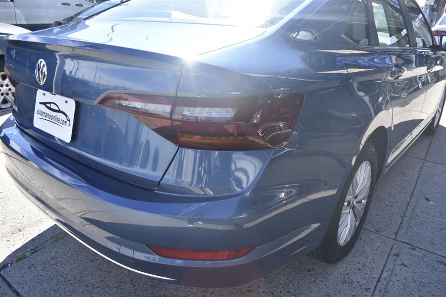 Used Volkswagen Jetta 1.4T S 4dr Sedan 8A 2019 | Automania. Woodside, New York Used Volkswagen Jetta 1.4T S 4dr Sedan 8A 2019 | Automania. Woodside, New York