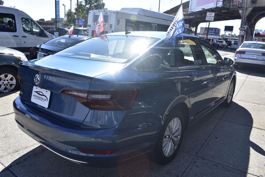 Used Volkswagen Jetta 1.4T S 4dr Sedan 8A 2019 | Automania. Woodside, New York Used Volkswagen Jetta 1.4T S 4dr Sedan 8A 2019 | Automania. Woodside, New York