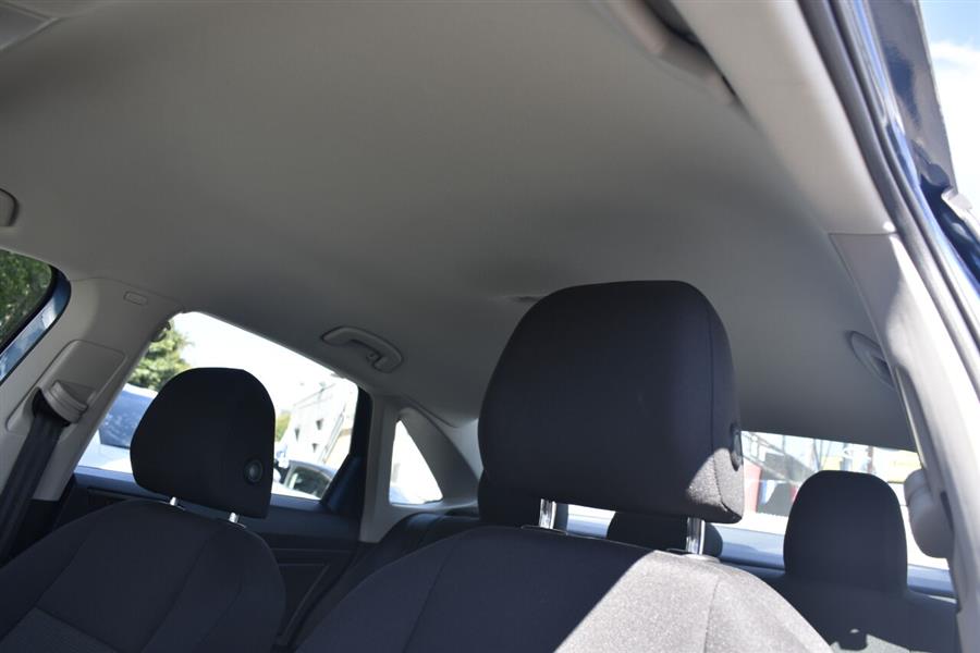 Used Volkswagen Jetta 1.4T S 4dr Sedan 8A 2019 | Automania. Woodside, New York Used Volkswagen Jetta 1.4T S 4dr Sedan 8A 2019 | Automania. Woodside, New York