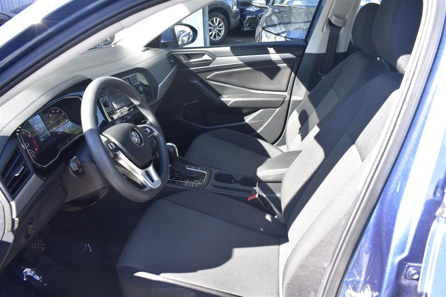 Used Volkswagen Jetta 1.4T S 4dr Sedan 8A 2019 | Automania. Woodside, New York Used Volkswagen Jetta 1.4T S 4dr Sedan 8A 2019 | Automania. Woodside, New York